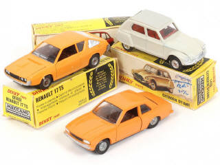Lot 255 - DINKY TOYS (FRANCE) (3)