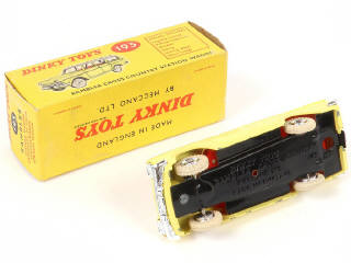 Lot 127 - DINKY TOYS (GB) (1)