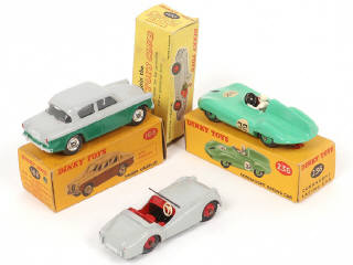 Lot 163 - DINKY TOYS (GB) (3)