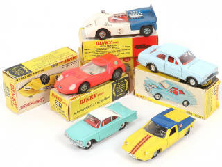 Lot 185 - DINKY TOYS (GB) (5)