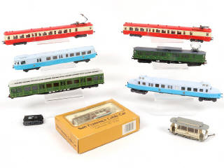 Lot 39 - DIVERS 'HO' (8)