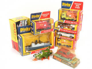 Lot 194 - DINKY TOYS (GB) (8)