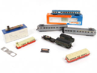 Lot 37 - DIVERS 'HO' (6)