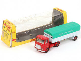 Lot 94 - DINKY TOYS (GB) (1)