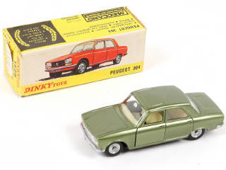 Lot 218 - DINKY TOYS (FRANCE) (1)