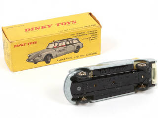 Lot 225 - DINKY TOYS (FRANCE) (1)