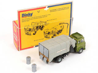 Lot 100 - DINKY TOYS (GB) (1)