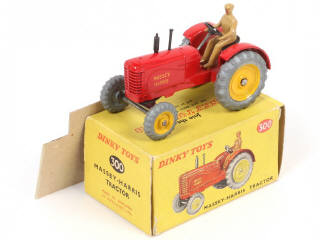 Lot 133 - DINKY TOYS (GB) (1)