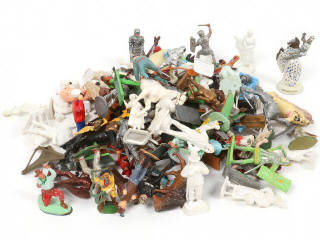 Lot 356 - DIVERS (100)