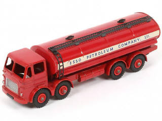 Lot 46 - DINKY TOYS (GB) (1)