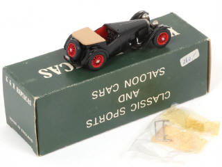 Lot 161 - K & R REPLICAS (GB) (1)