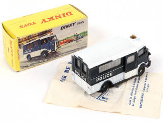 Lot 49 - DINKY TOYS (FRANCE) (1)