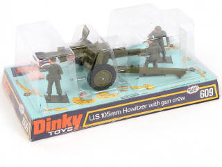 Lot 217 - DINKY TOYS (GB) (2)