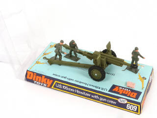 Lot 217 - DINKY TOYS (GB) (2)