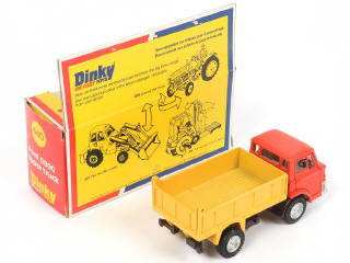 Lot 213 - DINKY TOYS (GB) (1)