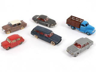 Lot 323 - DINKY TOYS (FRANCE) (6)
