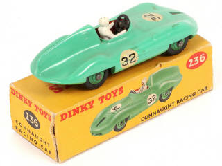 Lot 199 - DINKY TOYS (GB) (1)