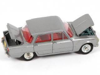 Lot 229 - DINKY TOYS (FRANCE) (1)