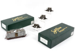 Lot 35 - SPECTRUM (HO) (2)