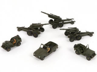 Lot 119 - DINKY TOYS (FRANCE) (6)
