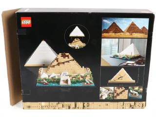 Lot 37 - LEGO (DANEMARK) (1)