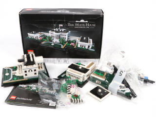 Lot 36 - LEGO (DANEMARK) (1)