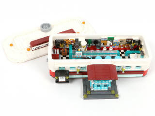 Lot 46 - LEGO (DANEMARK) (1)