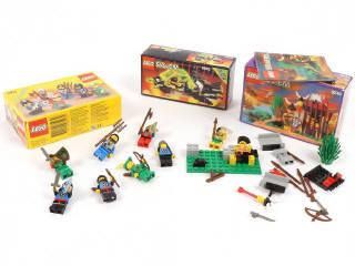 Lot 20 - LEGO (DANEMARK) (3)