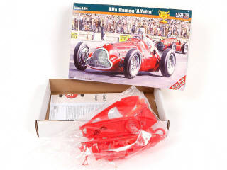 Lot 370 - DIVERS (4)