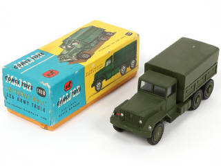 Lot 75 - CORGI TOYS (GB) (1)