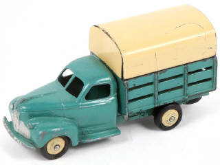 Lot 125 - DINKY TOYS (FRANCE) (1)