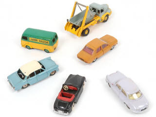 Lot 266 - DINKY TOYS (FRANCE) (6)