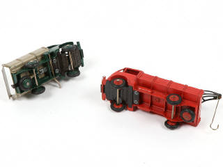 Lot 129 - DINKY TOYS (FRANCE) (2)