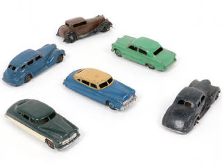 Lot 250 - DINKY TOYS (GB) (6)