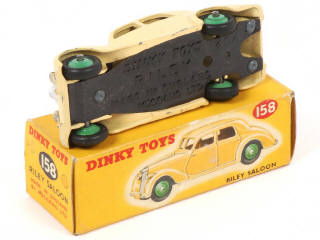 Lot 222 - DINKY TOYS (GB) (1)