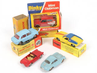 Lot 246 - DINKY TOYS (GB) (5)