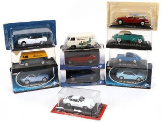 Lot 340 - DIVERS (11)