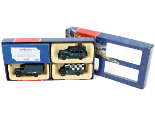 Lot 132 - DIVERS (GB) (4)