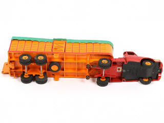 Lot 248 - DINKY TOYS (FRANCE) (1)