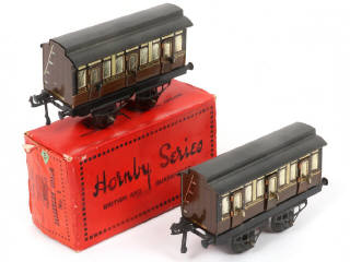 Lot 74 - HORNBY 'O' (GB) (2)