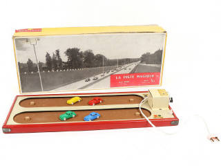 Lot 324 - VIBRO (FRANCE) (1)