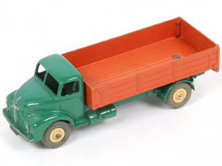 Lot 109 - DINKY TOYS (GB) (1)