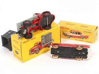 Lot 152 - DINKY TOYS (FRANCE) (2)