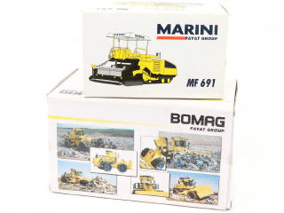 Lot 293 - DIVERS (2)