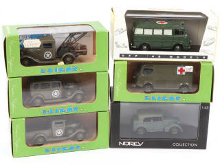 Lot 175 - DIVERS (6)