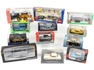 Lot 14 - DIVERS (12)