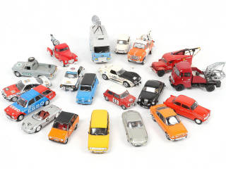 Lot 137 - DIVERS (20)