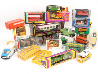 Lot 160 - DIVERS (20)