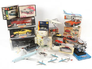 Lot 271 - DIVERS (50)