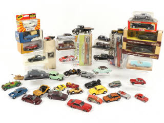 Lot 274 - DIVERS (30)